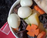 Foto langkah ke 8 dari resep Sup Ceker Jamur.