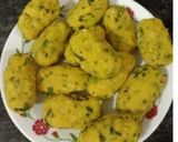 A picture of step 3 of Leftover poha rolls.