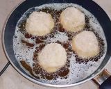 A picture of step 4 of Chicken cheese bread balls recipe.