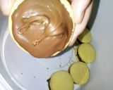 Foto del paso 4 de la receta: Alfajores rellenos de Nutella y cobertura de chocolate