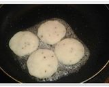 Foto del paso 5 de la receta: Buñuelos de Yuca con Papelón Venezolanos