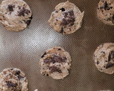 Foto del paso 1 de la receta: Galletas de pasta de maní y chocolate 🍫♡