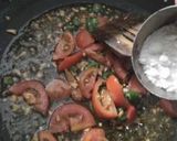 A picture of step 6 of Aloo palak.