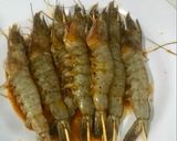 Hình bước làm 2 của món Tôm nướng muối ớt