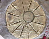 Foto del paso 3 de la receta: Flor de hojaldre de chocolate