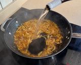 Foto del paso 3 de la receta: Sepia (o Choco) en Salsa de Chorizo Canario