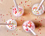 Foto del paso 3 de la receta: Helado 🍧 de sabores 🥥 🍍 🍓