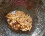 A picture of step 2 of Chow chow muthia with bell pepper.