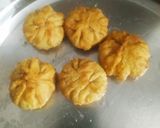લીલવા ની કચોરી (Lilva Kachori Recipe In Gujarati) રેસીપી સ્ટેપ7ફોટો