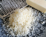 Foto del paso 4 de la receta: Crema de coliflor con queso