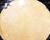 A picture of step 1 of My little Alfrado Pizza with 2 Cheese & Tomato 😘.