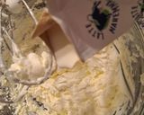 Foto del passaggio 1 della ricetta Tiramisù alla crema al limone al profumo di limoncello,pistacchi e limone caramellato