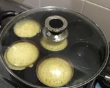 Foto langkah ke 5 dari resep Martabak Manis Mini.
