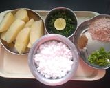 A picture of step 1 of Sago Thalipith (Shabudana Thalipith).