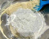 Foto langkah ke 5 dari resep Adonan Dasar Roti Tanpa Ulen (dengan Margarine, tanpa Telur).
