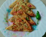 A picture of step 4 of Omelette fried Sandwich.