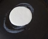 A picture of step 4 of Pancakes.