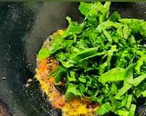 A picture of step 5 of Palak dal.