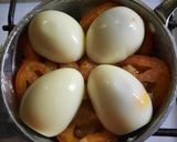 Foto del paso 3 de la receta: Huevos con tomate (a lo turco)