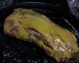 Foto del paso 3 de la receta: Bondiola a la mostaza y miel con papas y zapallo al horno