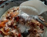Foto langkah ke 5 dari resep Oseng Cumi Asin Pedas.