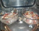 A picture of step 4 of Bowl pizza.