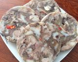 Hình bước làm 1 của món Giò thủ cho ngày tết sum vầy