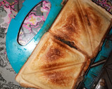 A picture of step 4 of Toast with Spiced Tea.