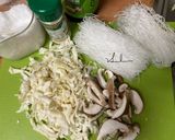 高麗菜炒冬粉/10分鐘的食譜步驟1照片