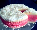 Foto langkah ke 5 dari resep Strawberry milk cake (kukus).