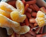 A picture of step 1 of Carrot and orange juice.