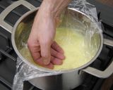Epres-pudingos piskóta recept fázis 4 fotója