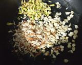 A picture of step 2 of Khoya Gujiya.