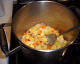 Foto del paso 2 de la receta: Garbanzos cocidos de bote y hortalizas