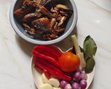 Foto langkah ke 2 dari resep Nasi Bakar Tongkol Suwir.