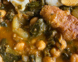 Foto del paso 13 de la receta: Potaje de Garbanzos con espinacas con Pelotitas de pan 🥖 (receta de la yaya)