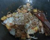 Foto langkah ke 5 dari resep Sundubu Jiggae (sup Tahu pedas Korea.