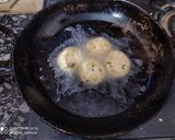 A picture of step 2 of Paneer malai kofta.