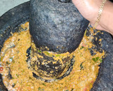ஆட்டுக்கல் மணத்தக்காளிக் கீரை துவையல் ரெசிபி ஸ்டேப் 2 புகைப்படம்