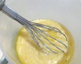 Foto langkah ke 2 dari resep Cheese Yogurt Muffin.