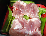 Foto del paso 3 de la receta: Pollo con pimientos y mojo rojo, en airfryer