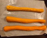 A picture of step 6 of Shrewsbury biscuits.