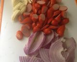 Foto del paso 1 de la receta: Revuelto de Calabacín con Salchichas