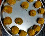 A picture of step 6 of Breadvada or Aloo bonda.