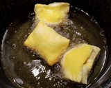 Túróval töltött csöröge recept fázis 3 fotója