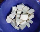 A picture of step 1 of Porridge yam.