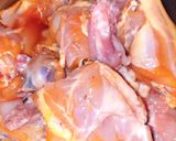 A picture of step 1 of Fry chicken with gravy.