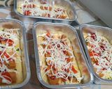 Foto langkah ke 4 dari resep Sausage Savory Bread, No Knead.