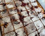 Meggyes-túrós sütemény recept fázis 3 fotója