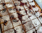 Meggyes-túrós sütemény recept fázis 3 fotója